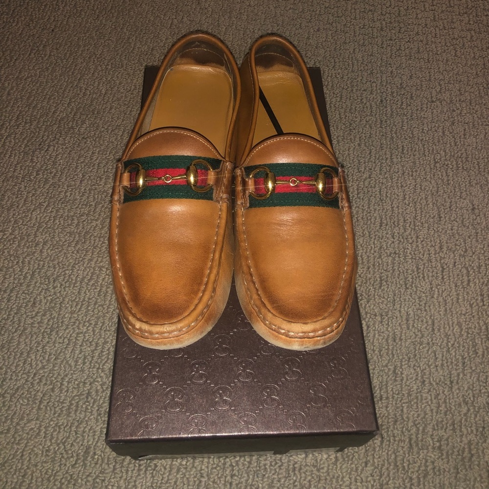 Gucci ladies driving loafers size 38